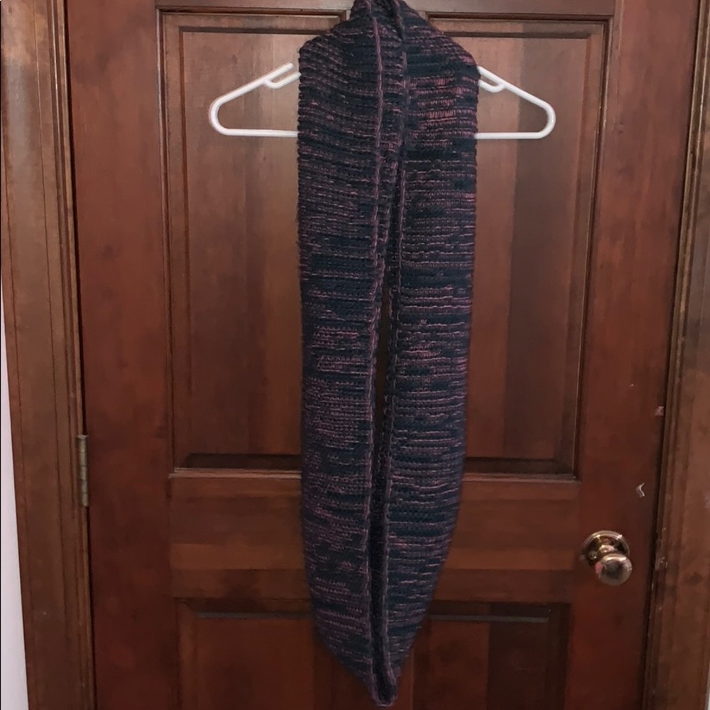 woven infinity scarf